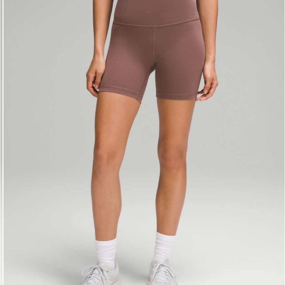 Lululemon Wunder Train HR Short 6” size 6